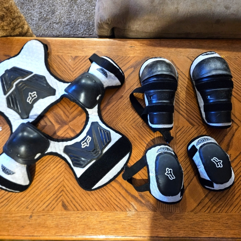 Racing gear